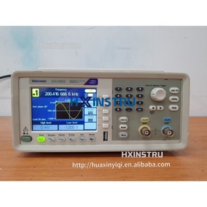 Generador de Funciones Arbitrarias Tektronix AFG1022, 25MHz - 125MS/s H - Product Image 3