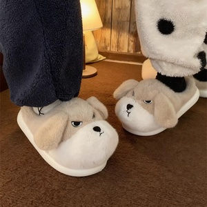 XIXITIAO Vente en gros de pantoufles amusantes <span class=keywords><strong>pour</strong></span> couples d'animaux, pantoufles en peluche <span class=keywords><strong>pour</strong></span> <span class=keywords><strong>chien</strong></span> avec semelle en EVA, cadeau d'hiver, fournisseur de chaussures d'intérieur - Product Image 2