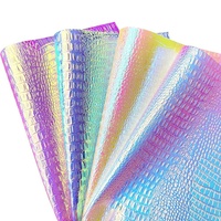 2024 nouvelle Technique personnalisée arc-en-ciel cuir artificiel brillant Crocodile gaufrage PU chaussures sacs canapés vêtements fonction extensible