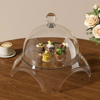 Dôme de service moderne en plastique transparent en forme de cloche, empilable, pour la conservation des aliments frais et la protection contre la poussière, idéal pour les boulangeries, les buffets et les présentations de mariage