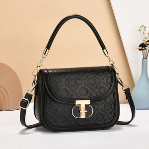 Sac bandoulière polyvalent et élégant pour femme, collection automne 2026, idéal pour les mamans, fabriqué par des artisans. - Product Image 1