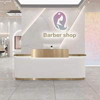 Comptoir de réception élégant en bois doré de qualité supérieure avec rangement pour salon de beauté et usage commercial