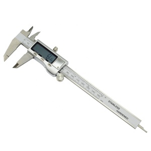 Calibrador Digital <span class=keywords><strong>Vernier</strong></span> <span class=keywords><strong>de</strong></span> 6 Pulgadas (0-150 mm), Lectura Fraccionaria <span class=keywords><strong>de</strong></span> 0.01 mm, Pantalla Grande, Métrico/Pulgadas/Fraccionario - Product Image 4