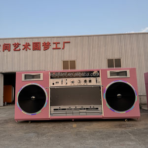 Camion de restauration mobile vintage géant, café et barbecue, espace d'accueil, design rétro créatif de magnétophone pour rue/centre commercial - Product Image 5