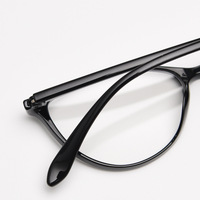 Nouvelles Lunettes Anti-Lumière Bleue 2026 Monture Triangle Œil de Chat Classiques Hommes Femmes Lunettes de Lecture Monture Rétro Verres Transparents