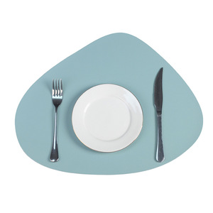 Napperons de table en cuir PU au design moderne, imperméables, réutilisables, de forme irrégulière, antidérapants, isolants, 43x34cm, épaisseur 2mm, marque YY - Product Image 5