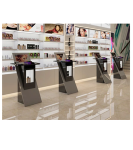 Diseño Interior de Tienda de Cosméticos Premium, Elegante Distribución de Tienda de Belleza con Acabados de Alta Gama, Exhibidores y Estantes para Productos de Cuidado de la Piel - Product Image 3