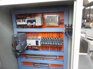 Scie à découper de précision à double tête pour profilés en aluminium, 45 <span class=keywords><strong>et</strong></span> 90 degrés, avec <span class=keywords><strong>mesure</strong></span> numérique - Product Image 6