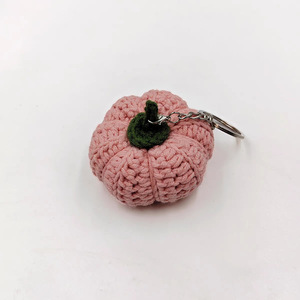 Porte-clés en forme de <span class=keywords><strong>citrouille</strong></span> en crochet fait main coloré, breloques en laine tricotée en forme de <span class=keywords><strong>citrouille</strong></span> pour la décoration d'Halloween, accessoires de sac, cadeaux de fête - Product Image 6