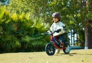 Vélo d'équilibre électrique 24V 100W pour enfants, <span class=keywords><strong>scooter</strong></span> à deux roues avec pneus 12 pouces, facile à transporter - Product Image 4