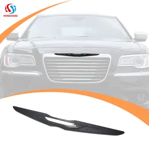 Pabrik untuk Chrysler 300C Aksesoris Bahan ABS Auto Bagian Grill Depan Logo Trim Cover 2015 2016 2017 2018 2019 2020 2021