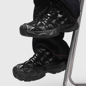Nouvelles chaussures à semelle épaisse rehaussantes, style tendance, surface lisse, respirantes, pour le sport et le quotidien, noires, polyvalentes pour les occasions décontractées - Product Image 3