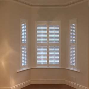 Volets persiennes intérieurs en <span class=keywords><strong>PVC</strong></span> imitation bois, écologiques et durables, étanches, avec contrôle de la lumière et de l'intimité, livraison à domicile - Product Image 6