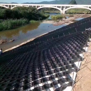 Negro Blanco Amarillo Verde Rrosion Control Construcción de carreteras Protección de taludes Retener pared HDPE Geocell <span class=keywords><strong>Geocelda</strong></span> para canal de agua - Product Image 5