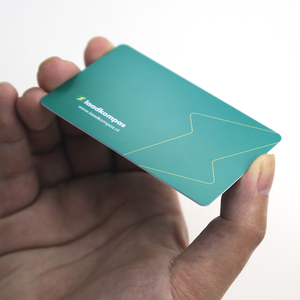 บัตรแม่เหล็ก RFID แบบกำหนดเอง พิมพ์บาร์โค้ด UV บัตรสมาชิก NFC PVC แบบเติมเงินได้ - Product Image 3