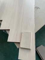 Planchers en bois d'ingénierie Bowin, grade AB, chêne, multicouche, chevrons, 15/4 mm, surface lisse brossée légère, huilé UV