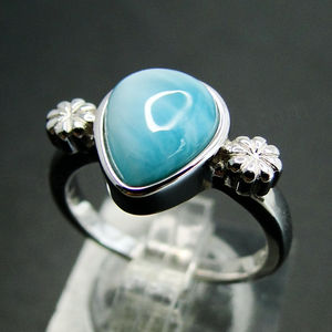 แหวนเงินแท้ 925 ชุบโรเดียม ประดับพลอยลาร์ิมาสีน้ำเงินธรรมชาติทรงลูกแพร์ สำหรับงานแต่งงานและวันครบรอบ - Product Image 3