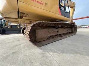 รถขุดตีนตะขาบ Caterpillar 320E มือสองจากญี่ปุ่น ใช้งานน้อย น้ำหนัก 20 ตัน ระบบไฮดรอลิก เหมาะสำหรับงานก่อสร้างและเหมืองแร่ - Product Image 2