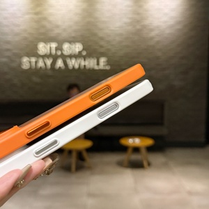 เคสโทรศัพท์แม่เหล็กแบบบางพิเศษคุณภาพสูง ผิวด้านโปร่งแสง สำหรับ iPhone 18 16 17 Pro Max รองรับการชาร์จไร้สาย ป้องกันการกระแทก - Product Image 3