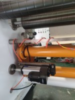 Laminateur compact sans solvant pour sachets alimentaires avec système PLC