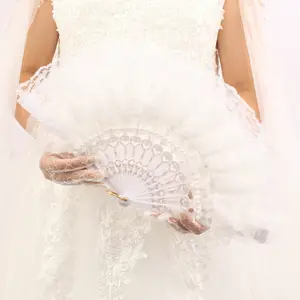 Свадебный аксессуар, свадебное платье, кружевной веер, белый испанский веер