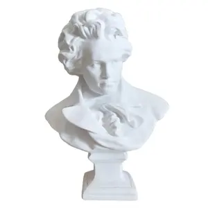 Скульптура из смолы музыканта Бетховена для украшения гостиной