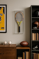 Vente en gros de cadre de présentation de raquettes de tennis en acrylique de luxe personnalisé, support mural pour objets sportifs avec protection UV