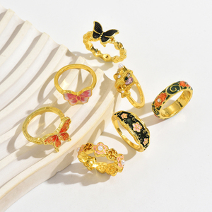 Anillo de Mariposa y Flor de Diseño Exclusivo, Anillos de Aleación Chapados en Oro Vintage de Lujo Ligero para Mujer, Joyería al por Mayor de Moda - Product Image 3