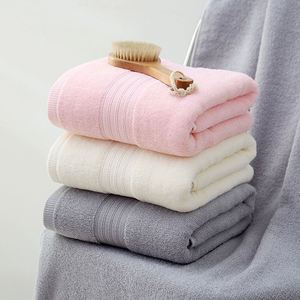 Serviette de plage en coton personnalisée imprimée en gros, séchage rapide, ne laisse pas de fibres, 140x70 cm - Product Image 3