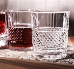 Set d'éveil au whisky en verre de luxe avec 4 <span class=keywords><strong>verres</strong></span> <span class=keywords><strong>Coffret</strong></span> cadeau personnalisé pour Bourbon Whisky Cocktail <span class=keywords><strong>Rhum</strong></span> Tequila Vodka Brandy - Product Image 5