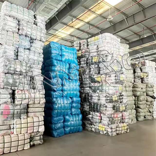 Container Factory Wholesale Winter Warm Adult Unisex king Size Cotton Heavy Used Quilt Mixed Bales