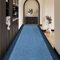 Rouleau de moquette en polypropylène durable découpé sur mesure, style simple, robuste, commercial, minimaliste, en PP, pour bureaux et immeubles.
