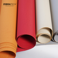 Stores extérieurs électriques minimalistes à rouleaux à forte résistance à la traction, pare-soleil en polyester enduit de PVC résistant au vent, protection solaire pour fenêtres, hôtels