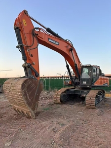 Excavadora Hidráulica Usada Doosan DX520LC-9C con Motor Diésel, Cucharón de 3.2m, Potencia de 257KW, Bajo Número de Horas, 52 Toneladas - Product Image 6