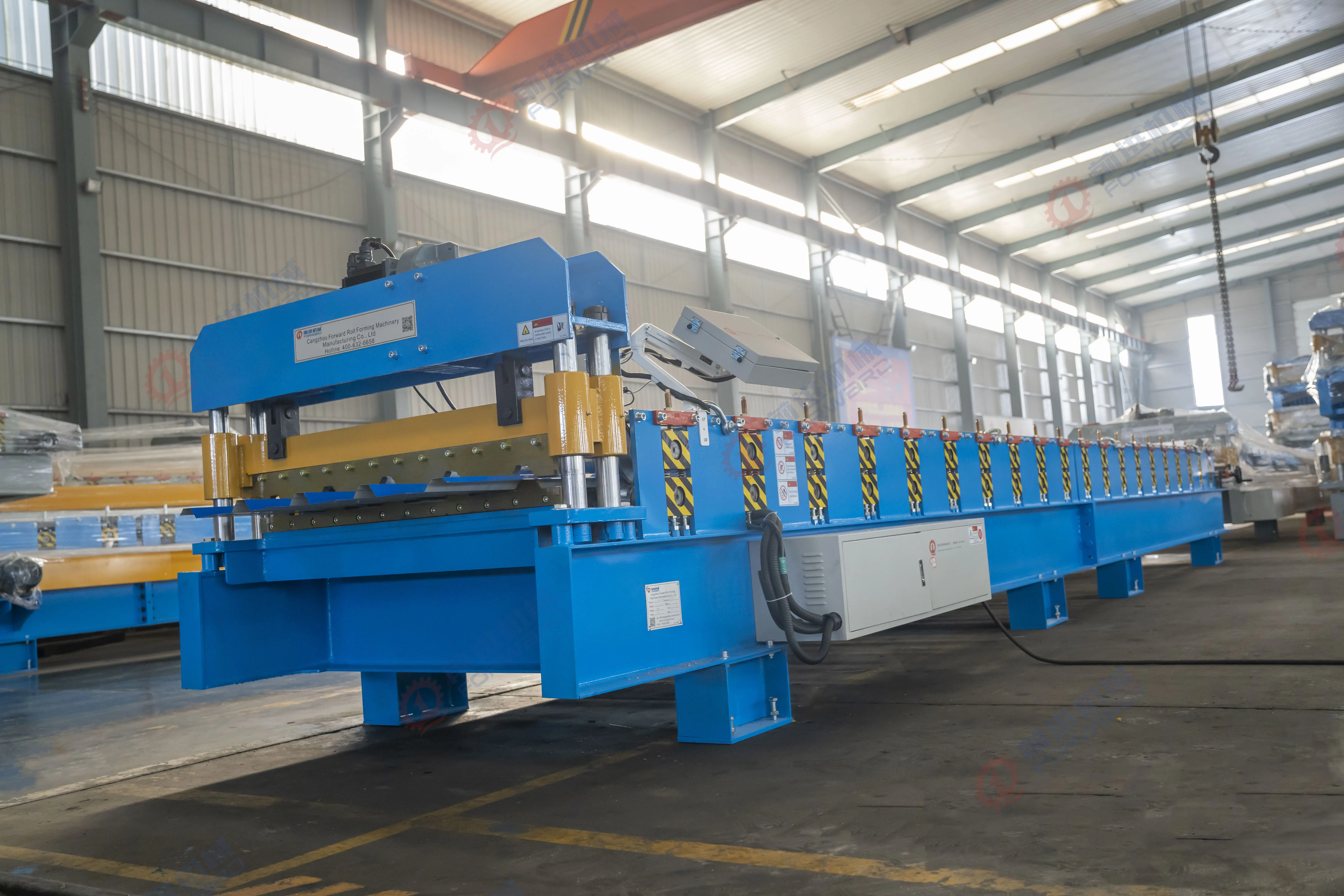 Trapezoidal roofing sheet roll forming machine iron sheet making machine