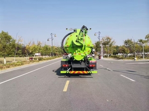 Mejor precio Dongfeng 12000L 15CBM 4x2 Vacío Séptico Fecal Succión Limpieza Camión cisterna Camión de aguas residuales - Product Image 6