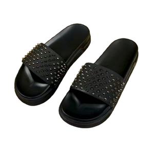 Chaussures de luxe de créateur à rivets, pantoufles plates de qualité supérieure, chaussures décontractées de marche pour femmes, pantoufles de marque tendance pour l'extérieur - Product Image 2