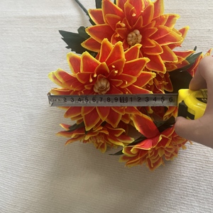 <span class=keywords><strong>Fleur</strong></span> Artificielle Fantaisie à 9 Têtes, Bouquet de Chrysanthèmes Sabre en Plastique pour Vase de Ferme, Centre de Table de Salon - Product Image 6