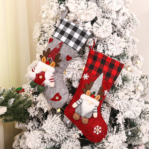 Calcetines Navideños Personalizados con Diseño 3D de <span class=keywords><strong>Bosque</strong></span>, Apliques y Puño a Cuadros, Decoración Navideña, Calcetines Grandes de Fieltro - Product Image 3