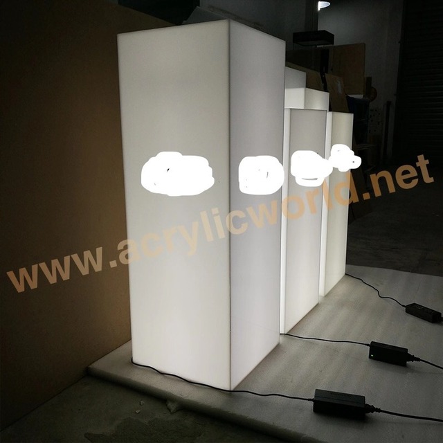 Large Floor Standing Acrylic Plastic square Plinth / Pedestal for Wedding Event Display