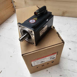 Moteur servo AM8131-0F20-0000 1,35 Nm, un seul câble, encodeur OCT, arbre lisse, 1000 tr/min - Product Image 1