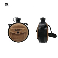 Bouteille d'eau tactique en plastique HPPE personnalisée avec logo marron 2L pour adultes, utilisée pour le sport