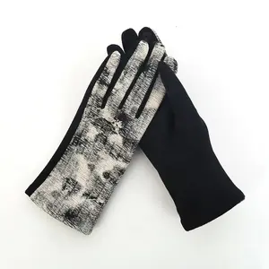 Hot sell Customize Pleated Chiffon Gloves Winter Fashion Touchscreen for Women