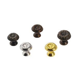Retro Chrysanthemum European Style Round <b>Drawer</b> <b>Knob</b> Zinc Alloy Durable Cabinet Handle - Product Image 5
