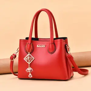 На заказ TD9059 красная Свадебная сумка для невесты 2021 Новая модная сумка для свекрови сумка-мессенджер для женщин среднего возраста от производителя