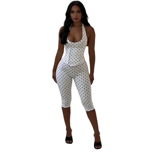 Nuovo <span class=keywords><strong>Set</strong></span> Estivo Due Pezzi a Pois Elasticizzato con Leggings e Top Corto Halter Scollato e Pantaloni Capri - Product Image 3
