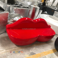 Fauteuil créatif en forme de lèvre, design artistique, en fibre de verre moderne pour centre commercial, siège de salle d'attente extérieur pour lieux publics