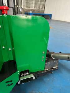 รถยกไฟฟ้าแบบเต็มรูปแบบ 1.5 ตัน พร้อมขาแบบ Straddle สำหรับใช้งานบนพื้นที่ขรุขระและในร้านอาหาร - Product Image 2