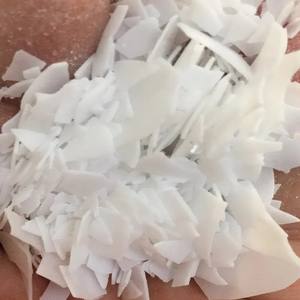 EGDS Glycol Disterate CAS 627-83-8 Agent opacifiant et nacissant pour les matières premières cosmétiques quotidiennes utilisées dans les produits nettoyants - Product Image 5