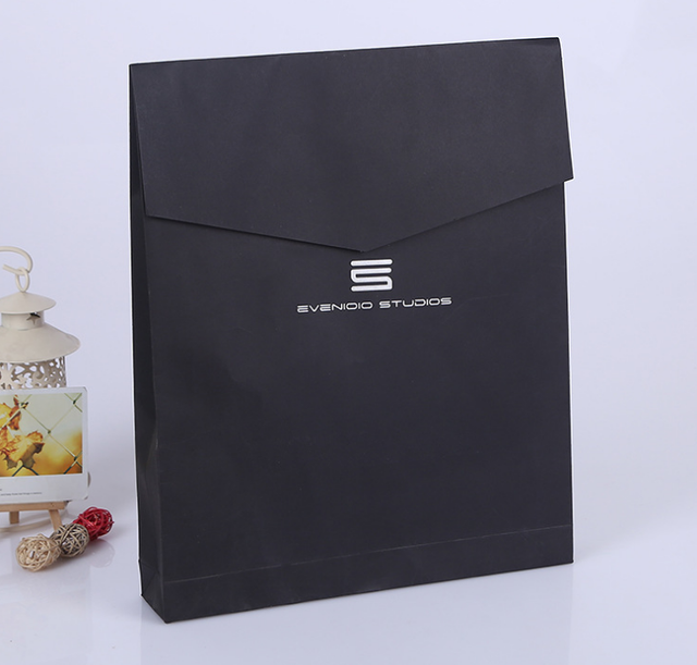 New Arrival Custom Logo Printing Kraft Paper Bag Clothing Envelope Packaging Stand up Bags